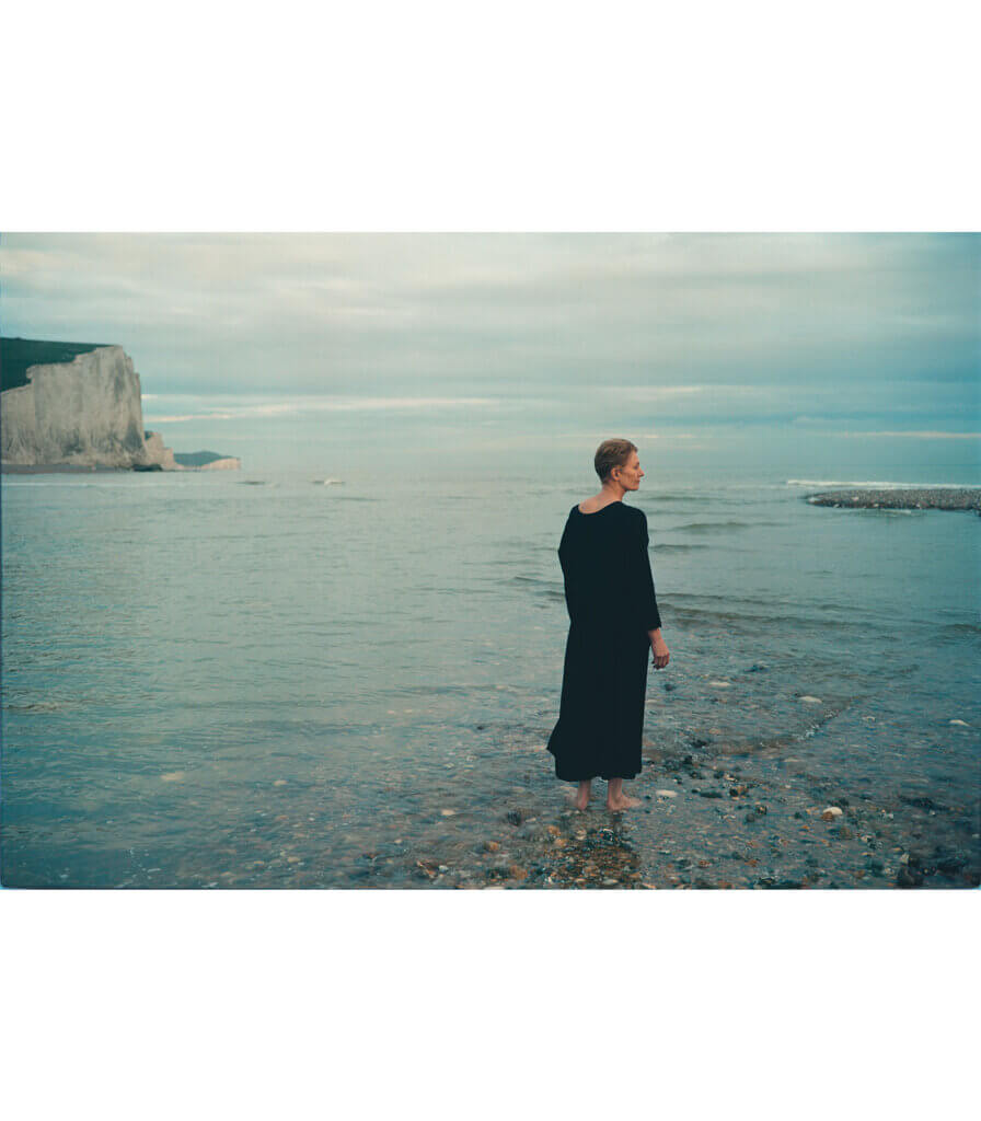 Vanessa Redgrave, Seven Sisters cliffs, East Sussex, England, 1994