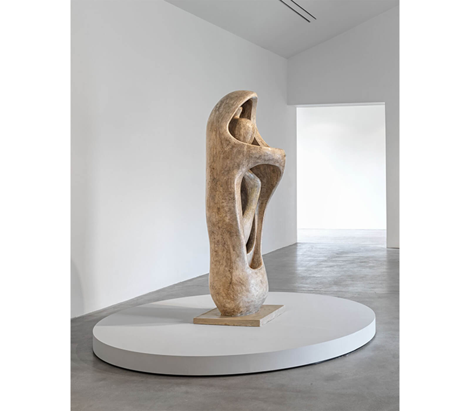 upright-internal-external-form-hauser-wirth-hauser-wirth